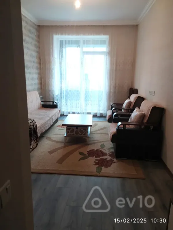Kirayə verilir 1 otaqlı yeni tikili 35 m²