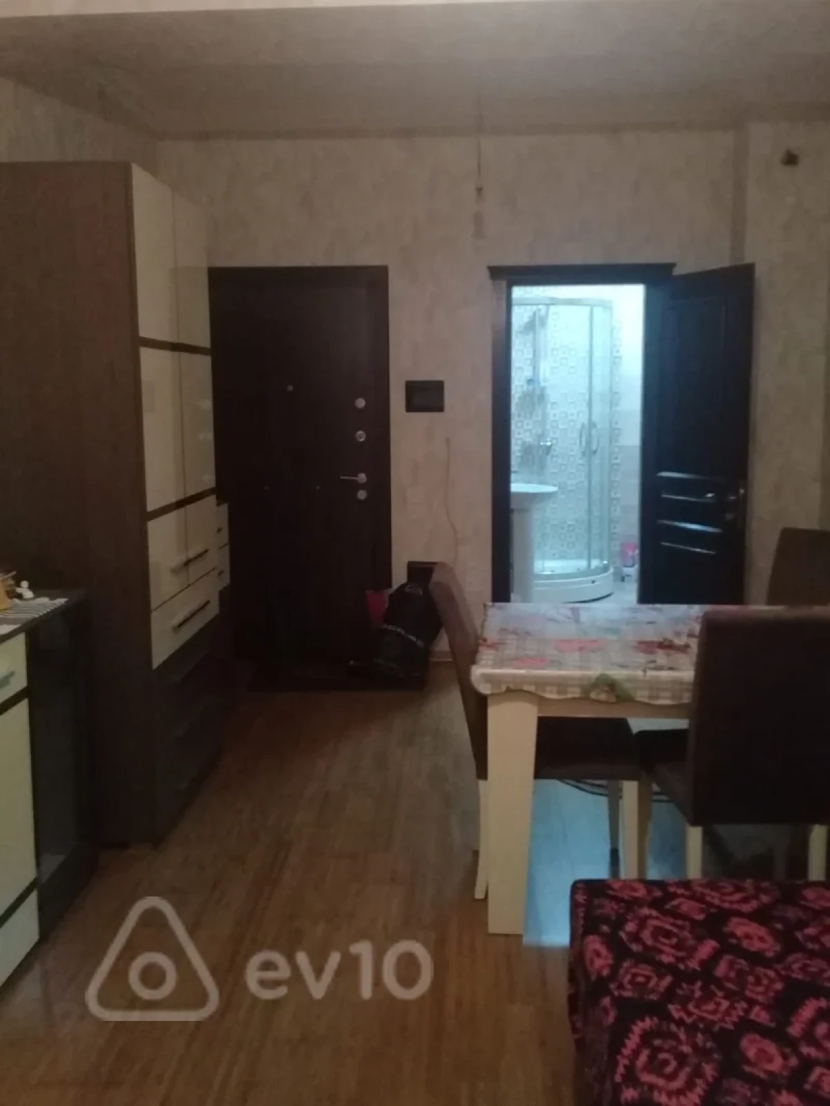 Kirayə verilir 1 otaqlı yeni tikili 20 m²
