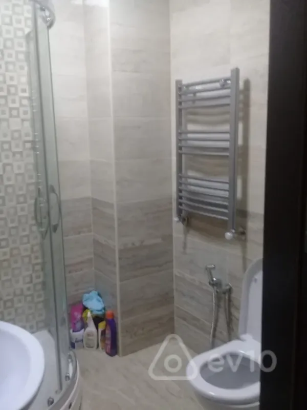 Kirayə verilir 1 otaqlı yeni tikili 20 m²