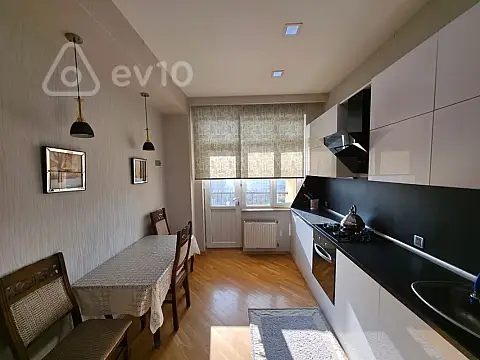 Kirayə verilir 2 otaqlı yeni tikili 90 m²