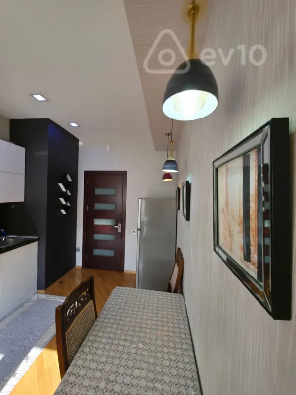 Kirayə verilir 2 otaqlı yeni tikili 90 m²