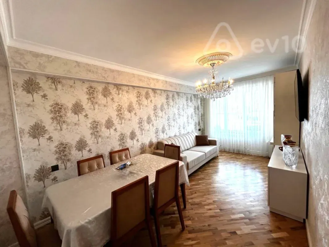 Satılır 3 otaqlı köhnə tikili 70 m²