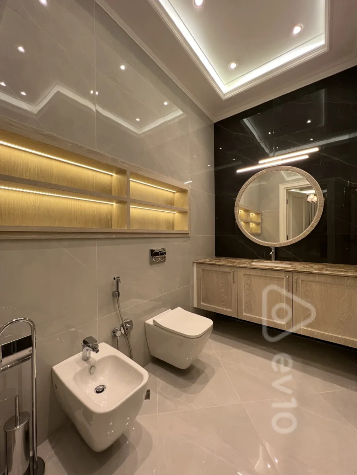 Kirayə verilir 4 otaqlı yeni tikili 210 m²