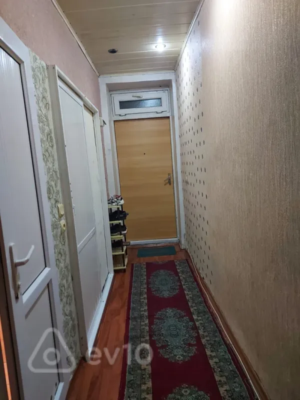 Kirayə verilir 2 otaqlı köhnə tikili 45 m²