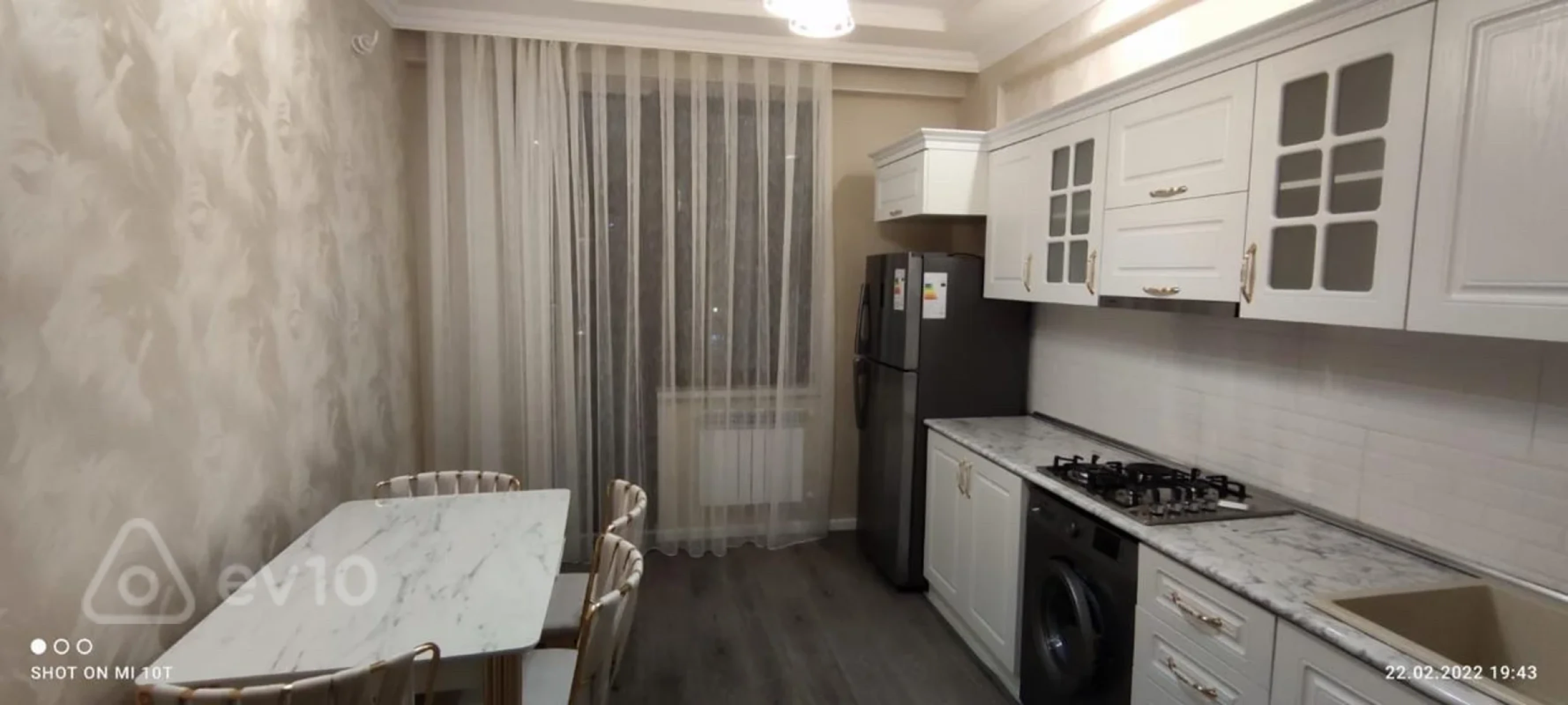 Satılır 2 otaqlı yeni tikili 90 m²