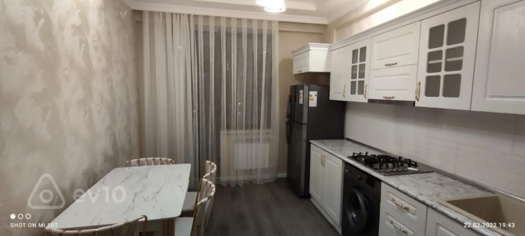 Satılır 2 otaqlı yeni tikili 90 m²