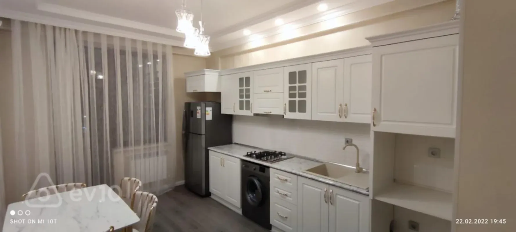 Satılır 2 otaqlı yeni tikili 90 m²