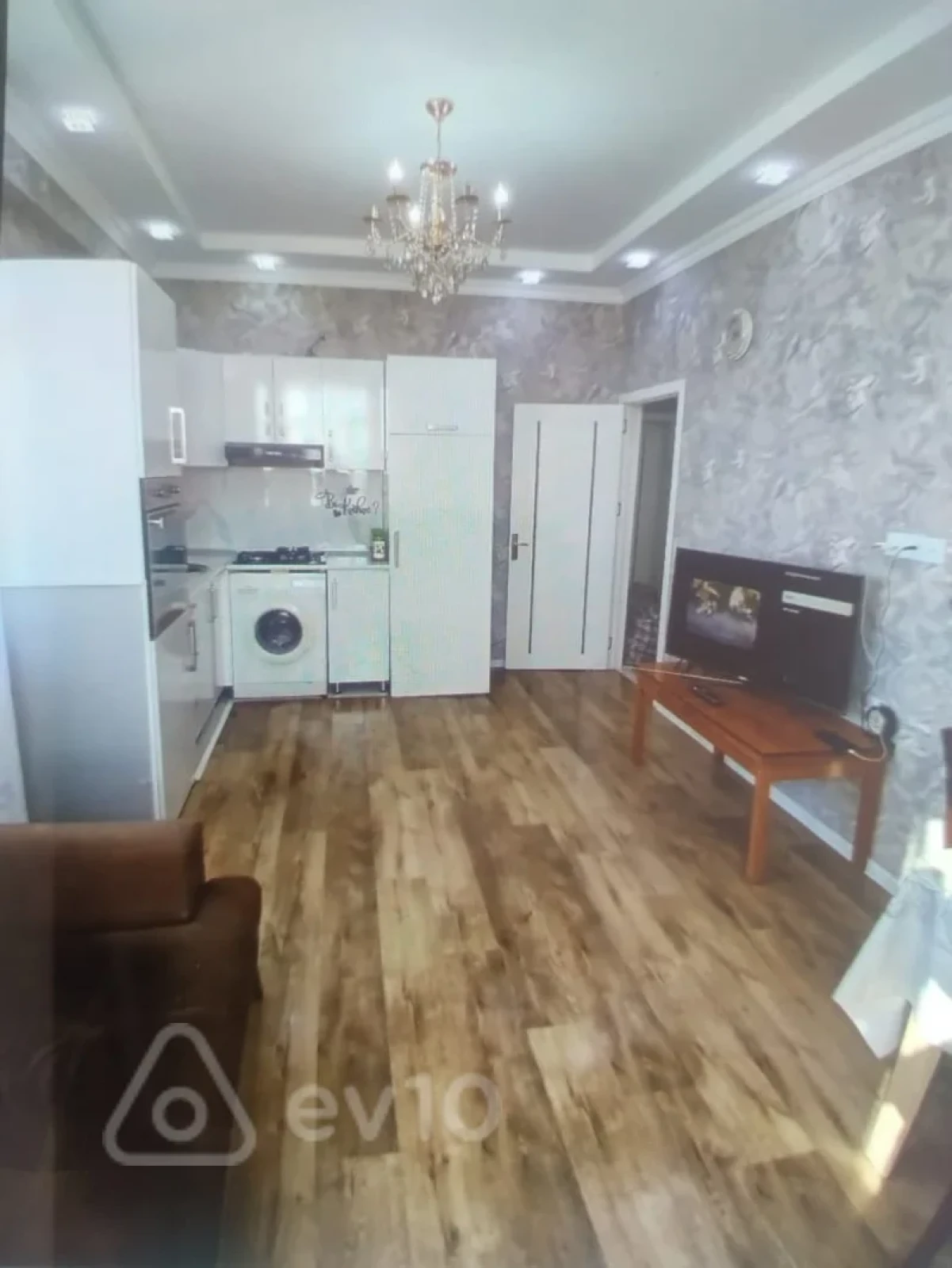 Kirayə verilir 3 otaqlı yeni tikili 65 m²