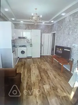 Kirayə verilir 3 otaqlı yeni tikili 65 m²
