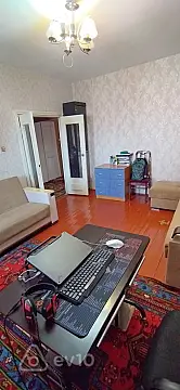 Satılır 3 otaqlı köhnə tikili 80 m²