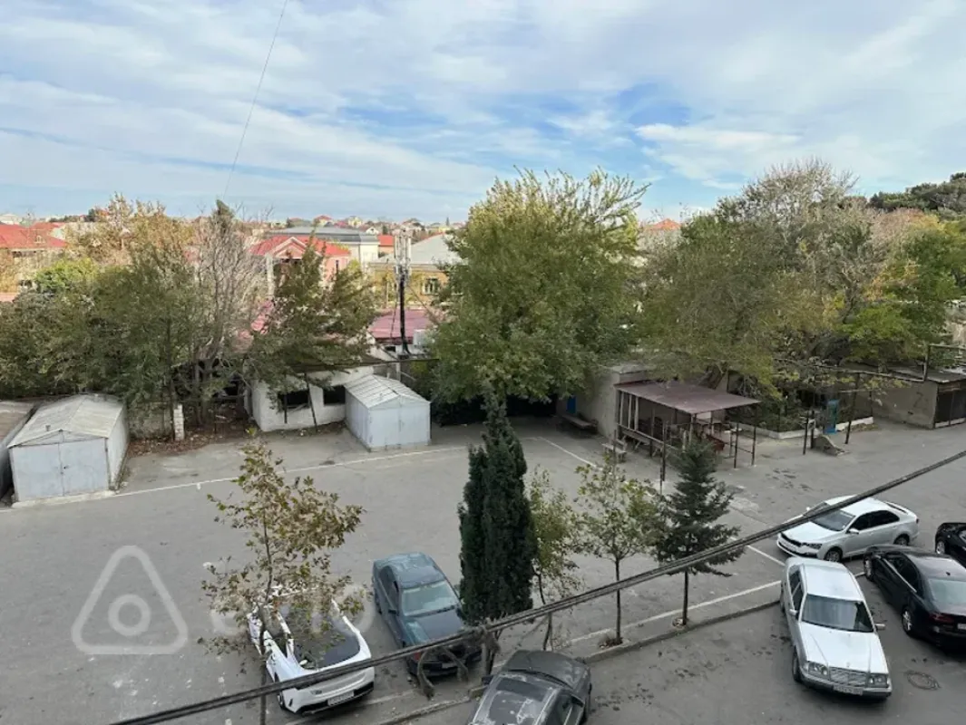 Satılır 3 otaqlı köhnə tikili 80 m²