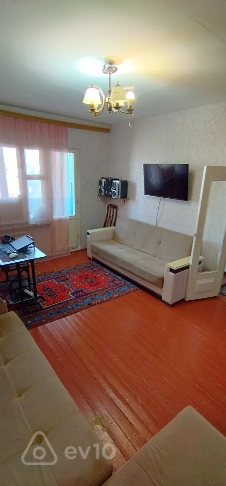 Satılır 3 otaqlı köhnə tikili 80 m²