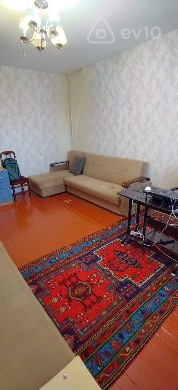 Satılır 3 otaqlı köhnə tikili 80 m²