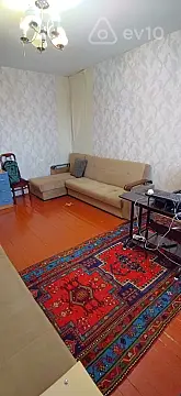 Satılır 3 otaqlı köhnə tikili 80 m²