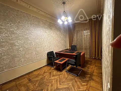 Kirayə verilir mənzil 110 m²