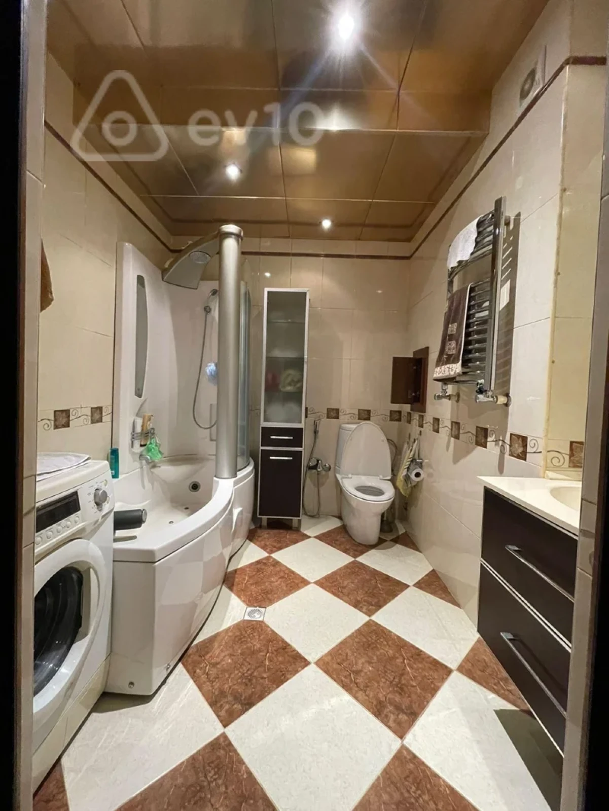 Satılır 3 otaqlı yeni tikili 120 m²