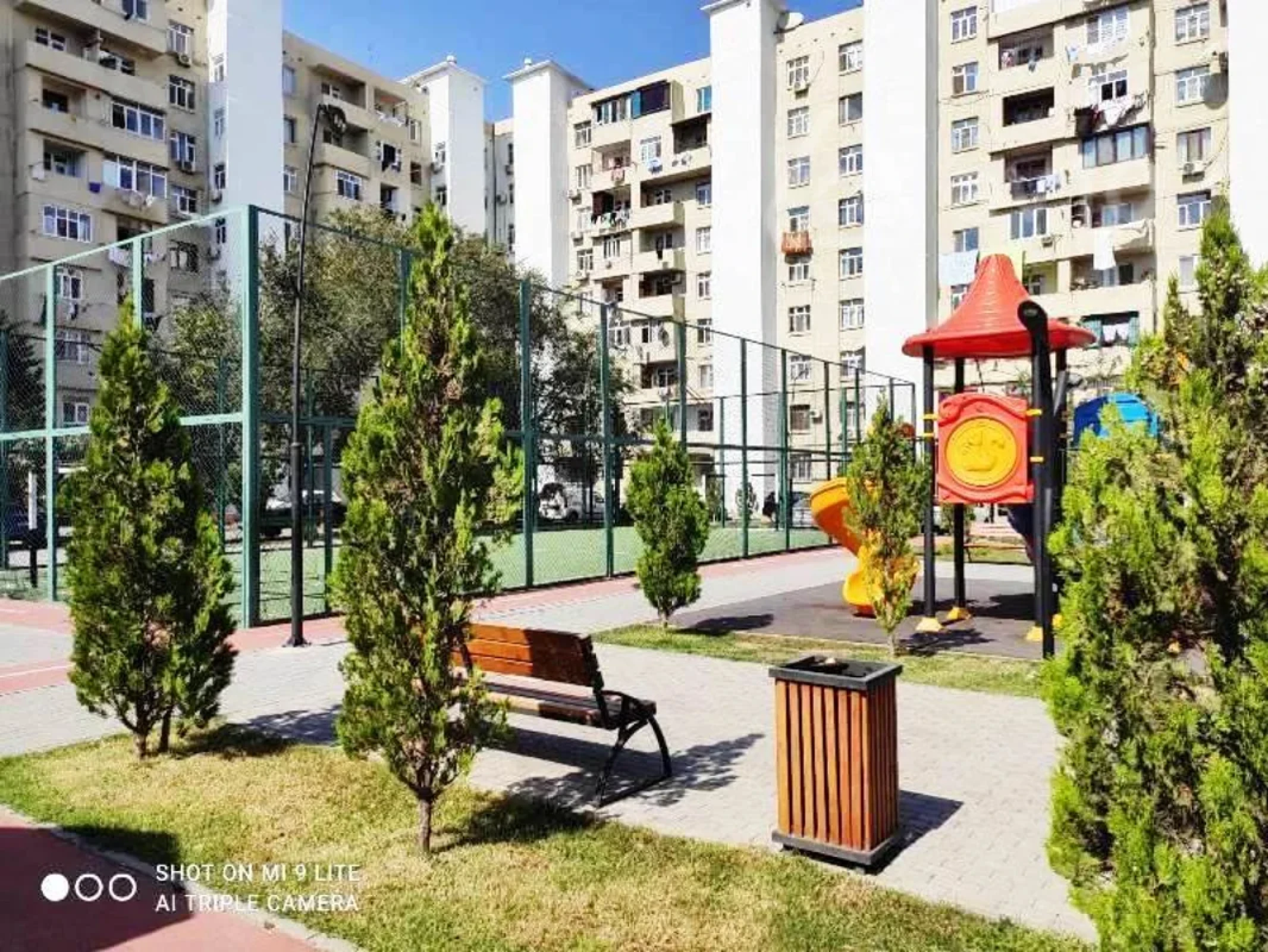 Satılır 3 otaqlı köhnə tikili 80 m²