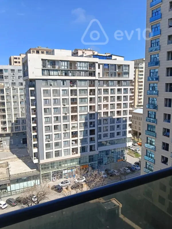 Satılır 2 otaqlı yeni tikili 82 m²