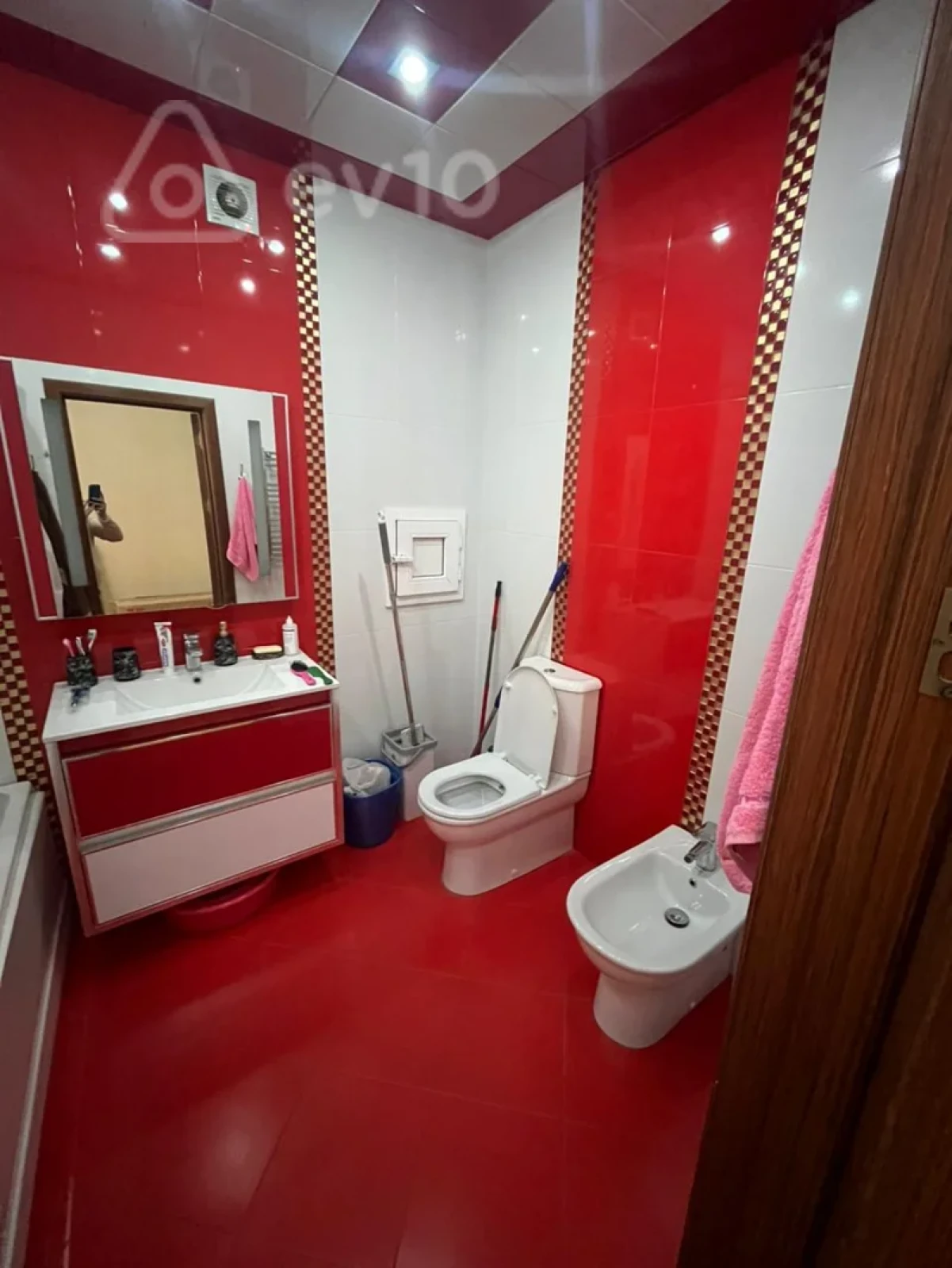 Kirayə verilir 2 otaqlı yeni tikili 85 m²