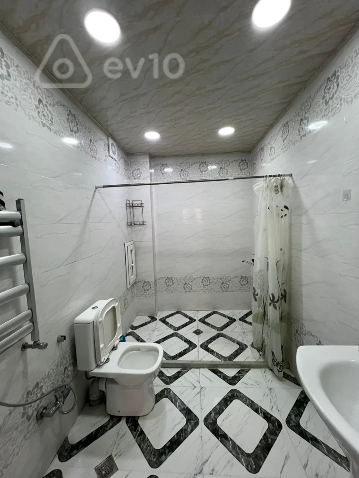 Kirayə verilir 1 otaqlı yeni tikili 86 m²