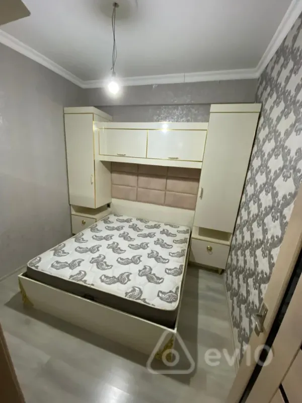 Kirayə verilir 3 otaqlı yeni tikili 70 m²