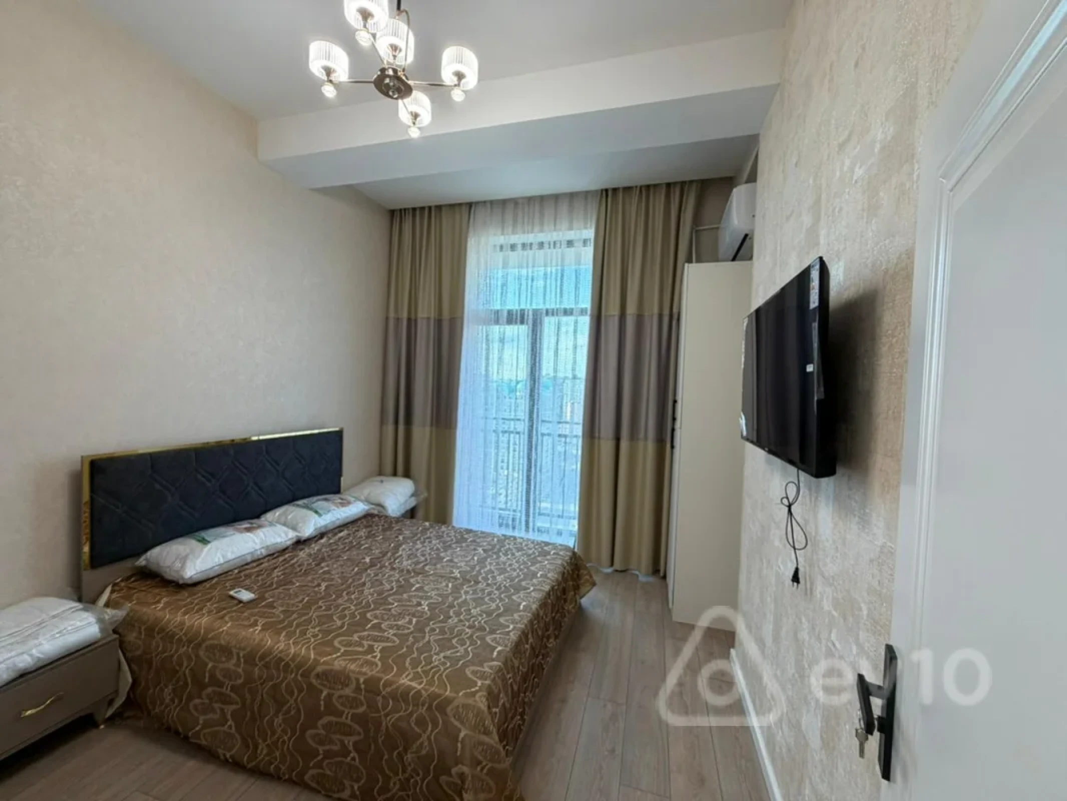 Kirayə verilir 1 otaqlı yeni tikili 38 m²