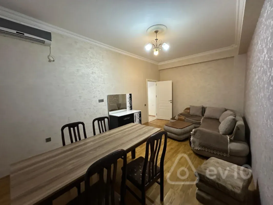 Kirayə verilir 2 otaqlı yeni tikili 65 m²