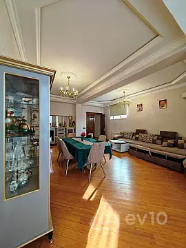 Kirayə verilir 2 otaqlı yeni tikili 150 m²