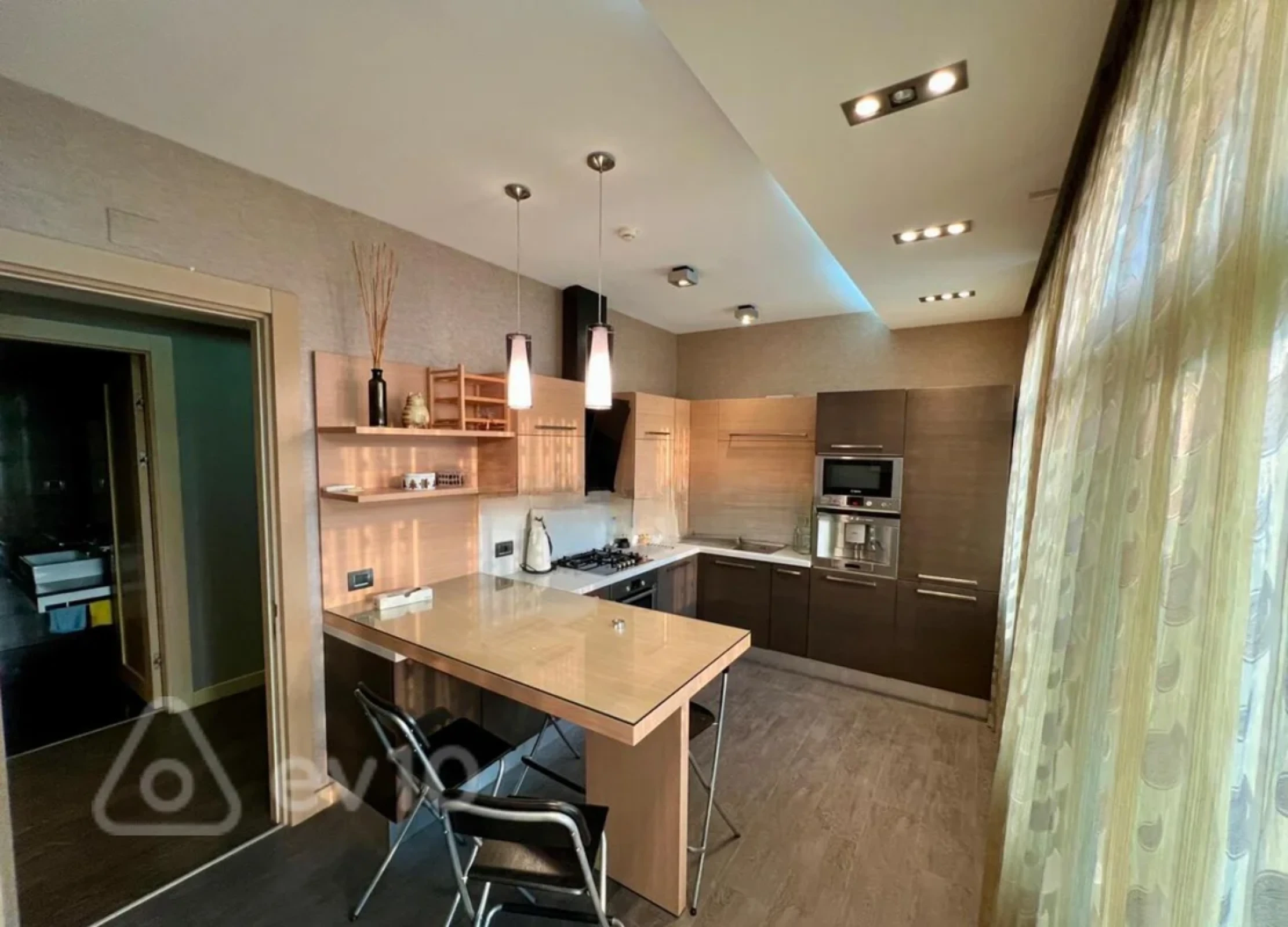 Satılır 3 otaqlı yeni tikili 156 m²