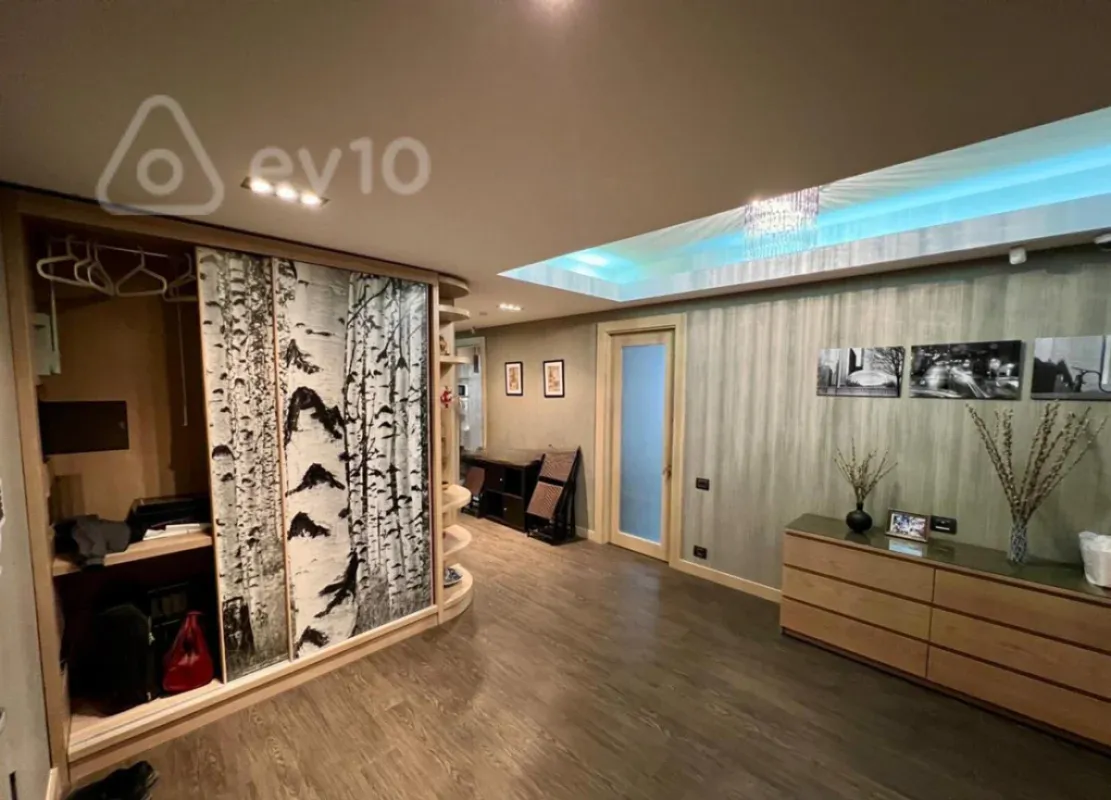 Satılır 3 otaqlı yeni tikili 156 m²