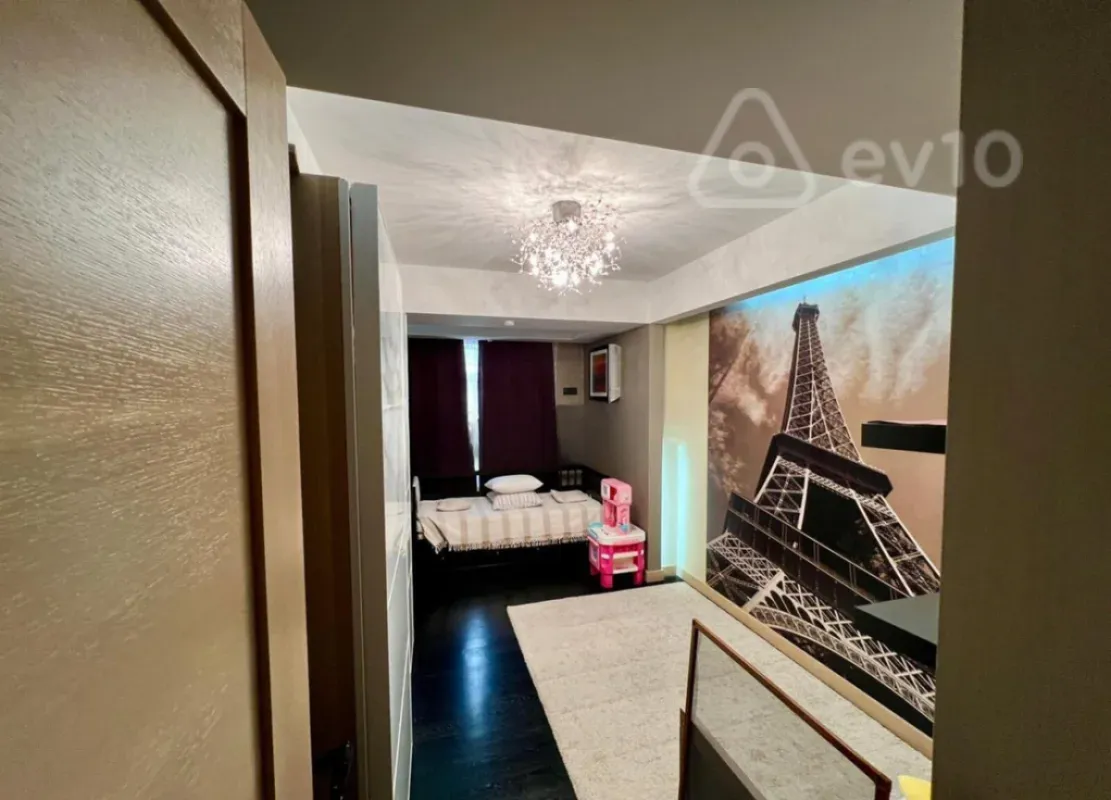 Satılır 3 otaqlı yeni tikili 156 m²