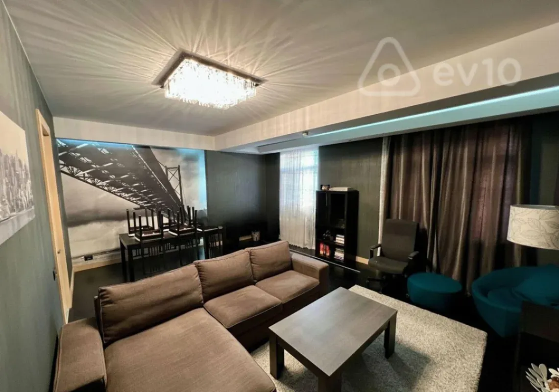 Satılır 3 otaqlı yeni tikili 156 m²