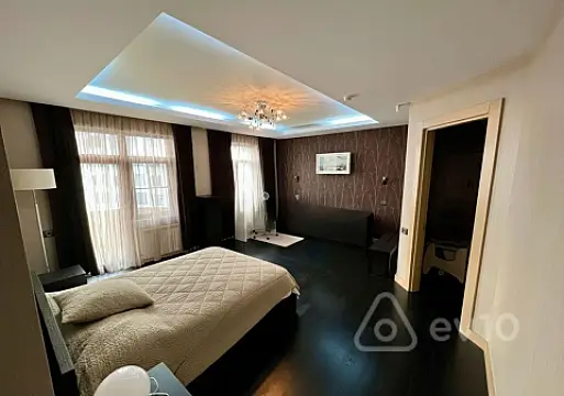 Satılır 3 otaqlı yeni tikili 156 m²