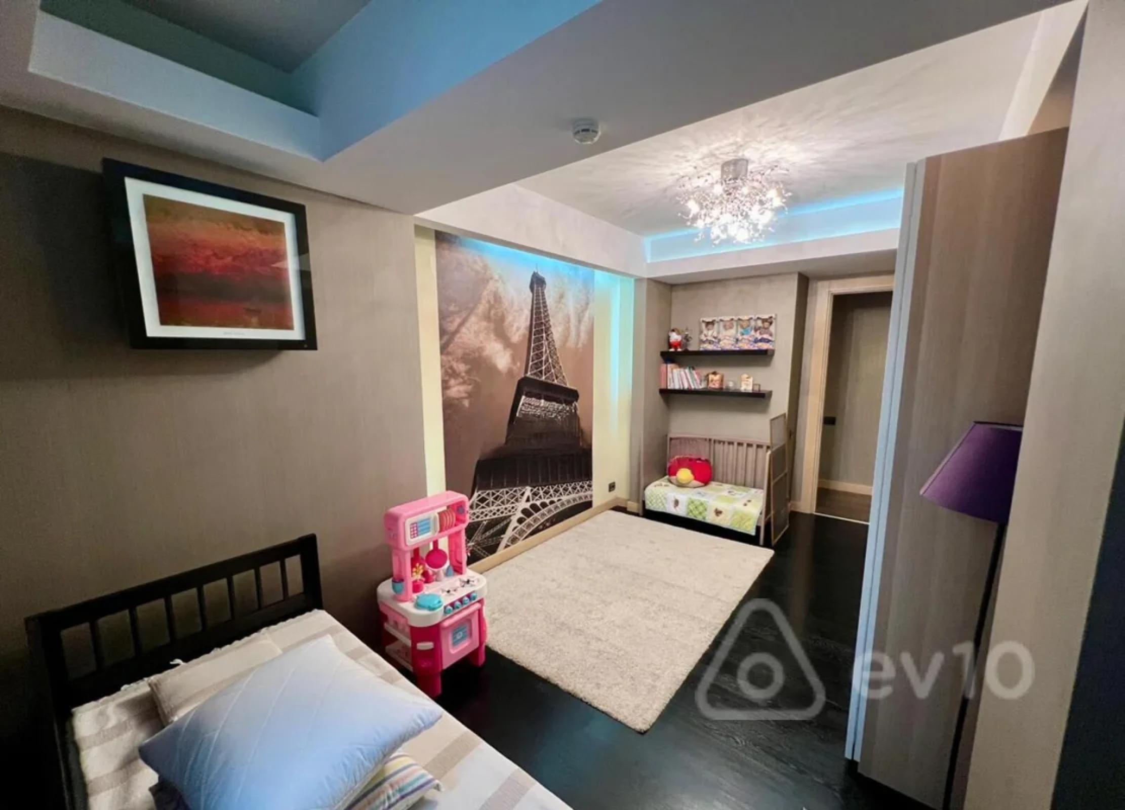 Satılır 3 otaqlı yeni tikili 156 m²