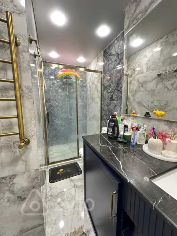 Satılır 3 otaqlı yeni tikili 115 m²