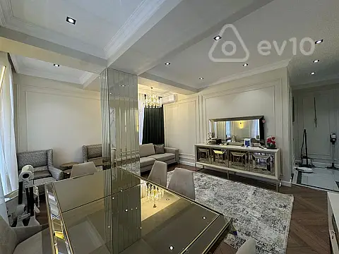 Satılır 3 otaqlı yeni tikili 115 m²