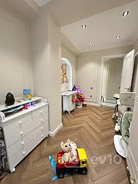 Satılır 3 otaqlı yeni tikili 115 m²