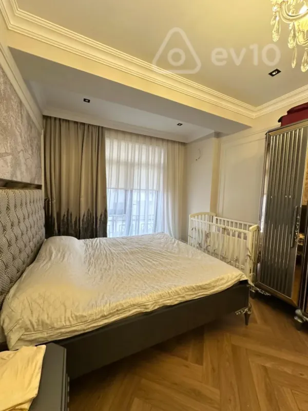 Satılır 3 otaqlı yeni tikili 115 m²