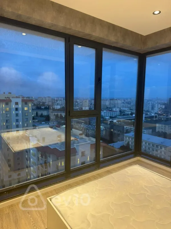 Kirayə verilir 3 otaqlı yeni tikili 75 m²