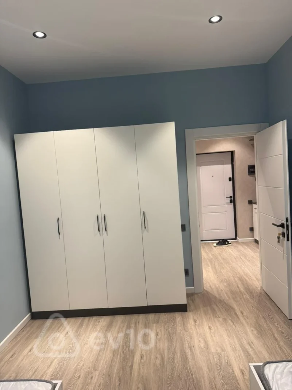 Kirayə verilir 3 otaqlı yeni tikili 75 m²