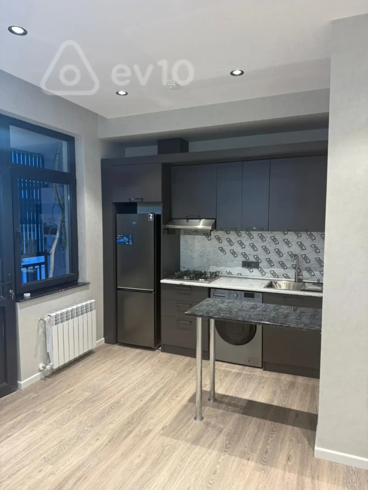 Kirayə verilir 3 otaqlı yeni tikili 75 m²