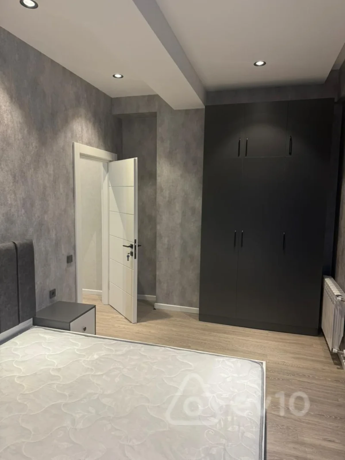 Kirayə verilir 3 otaqlı yeni tikili 75 m²