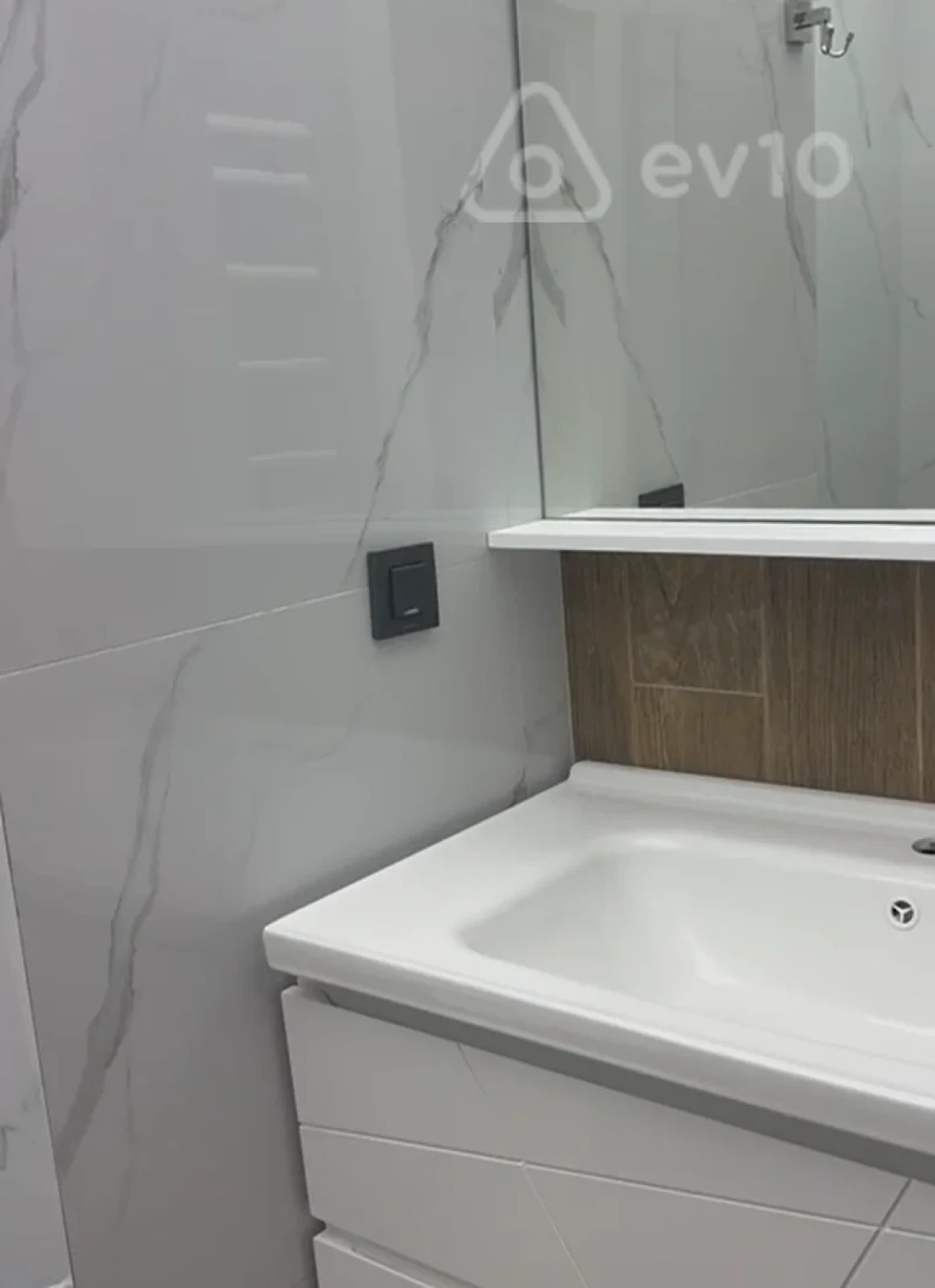 Kirayə verilir 3 otaqlı yeni tikili 75 m²