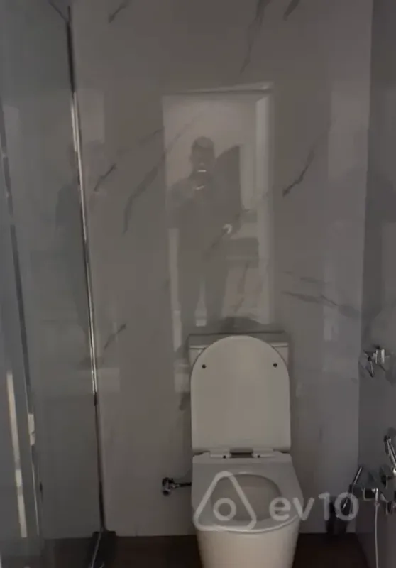 Kirayə verilir 3 otaqlı yeni tikili 75 m²