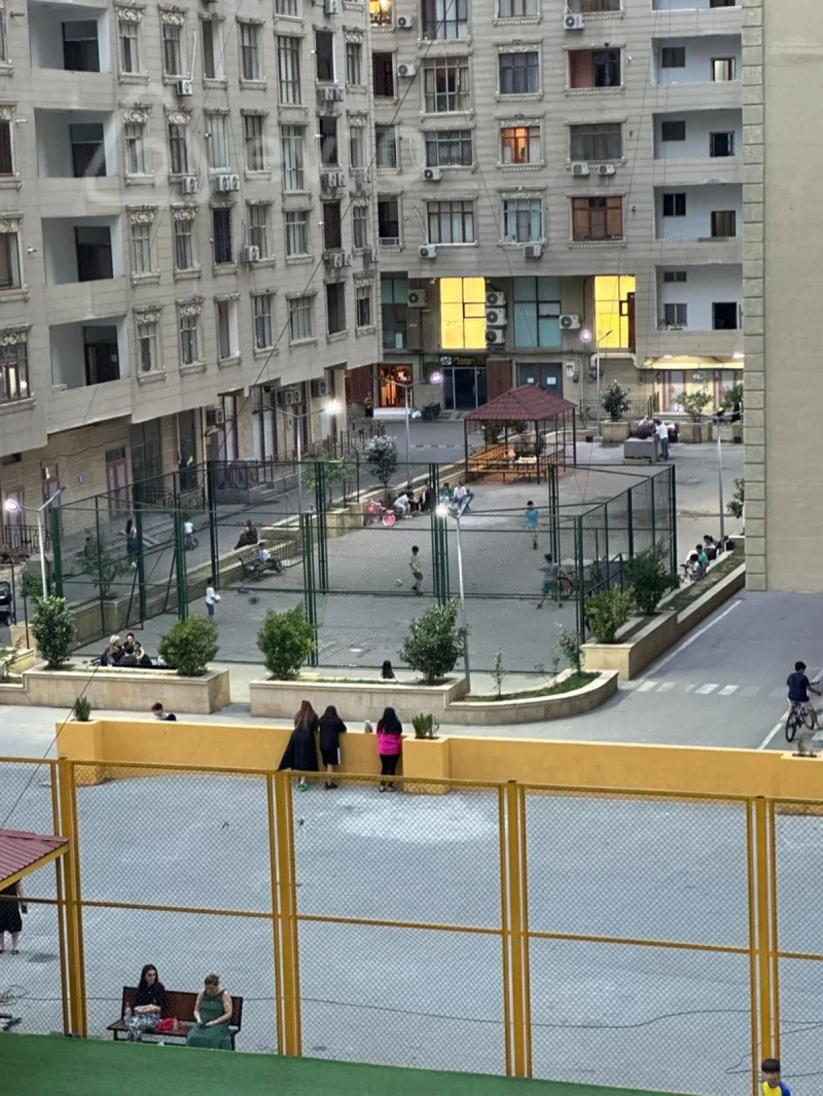 Satılır 4 otaqlı yeni tikili 115 m²