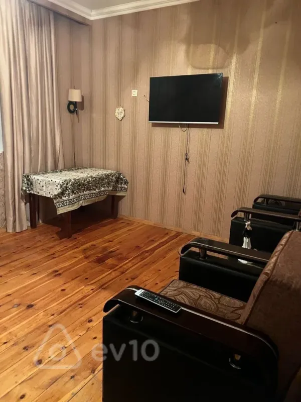 Kirayə verilir 3 otaqlı həyət evi 140 m²