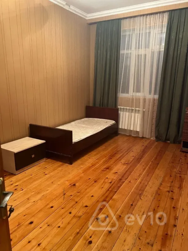 Kirayə verilir 3 otaqlı həyət evi 140 m²