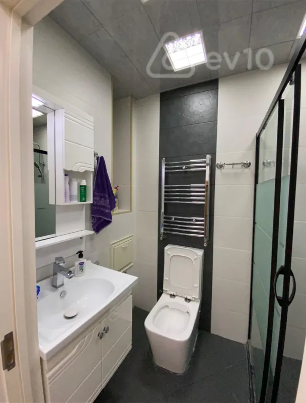 Kirayə verilir 2 otaqlı yeni tikili 80 m²