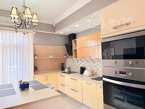 Kirayə verilir 5 otaqlı yeni tikili 210 m² — Bakı, Xətai 5 otaq 210.00 m²