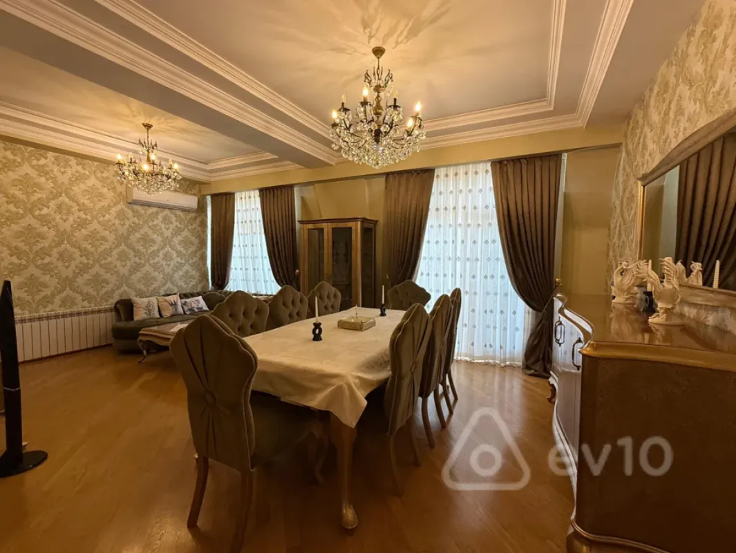 Kirayə verilir 5 otaqlı yeni tikili 210 m²